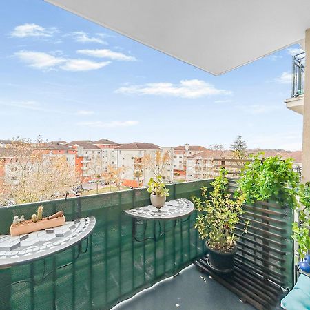 Escale Affaires Dugny-Bourget Apartment ภายนอก รูปภาพ