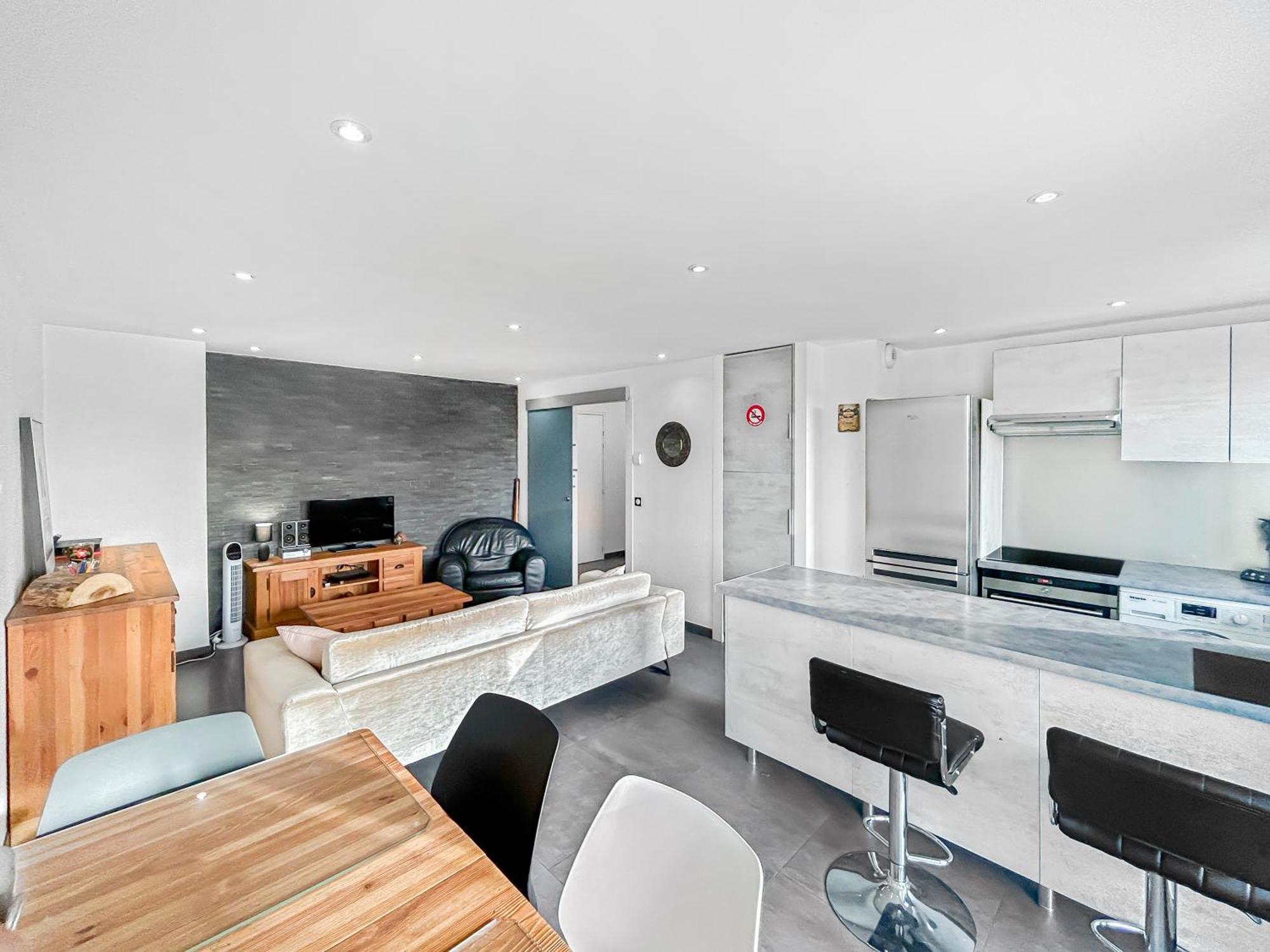 Escale Affaires Dugny-Bourget Apartment ภายนอก รูปภาพ